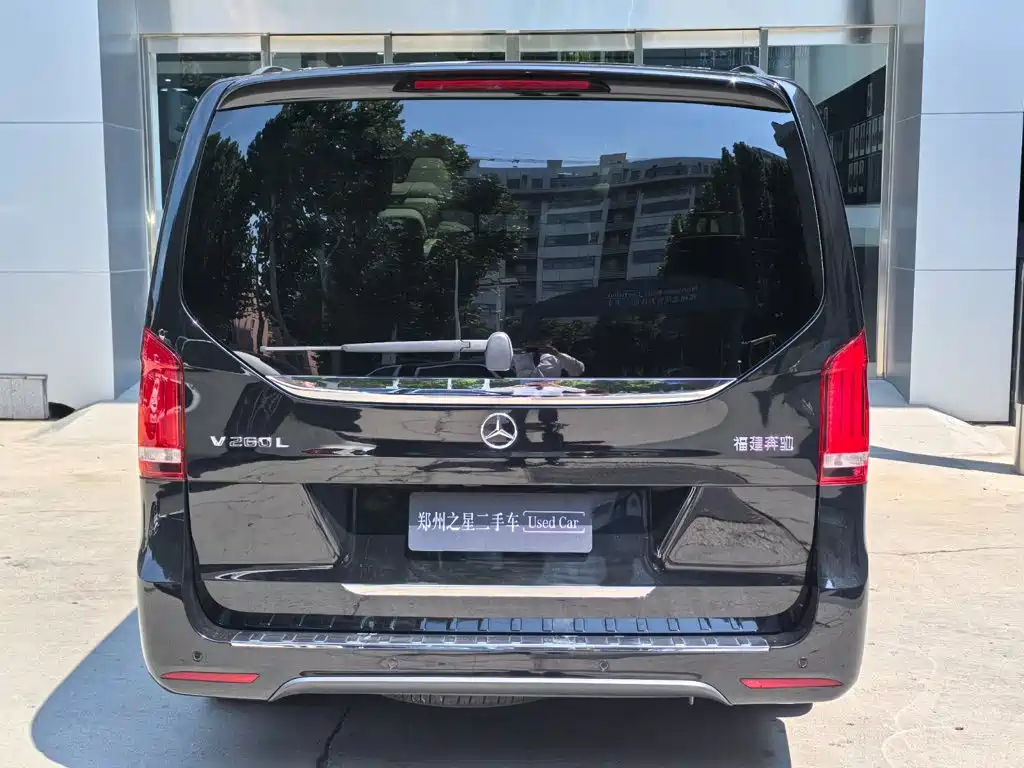 Mercedes-Benz V-Class — миниатюра 12
