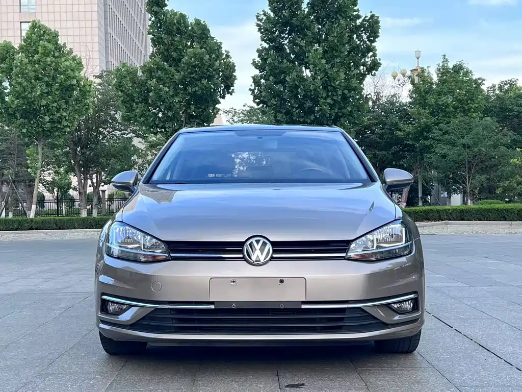 Volkswagen Golf — миниатюра 2