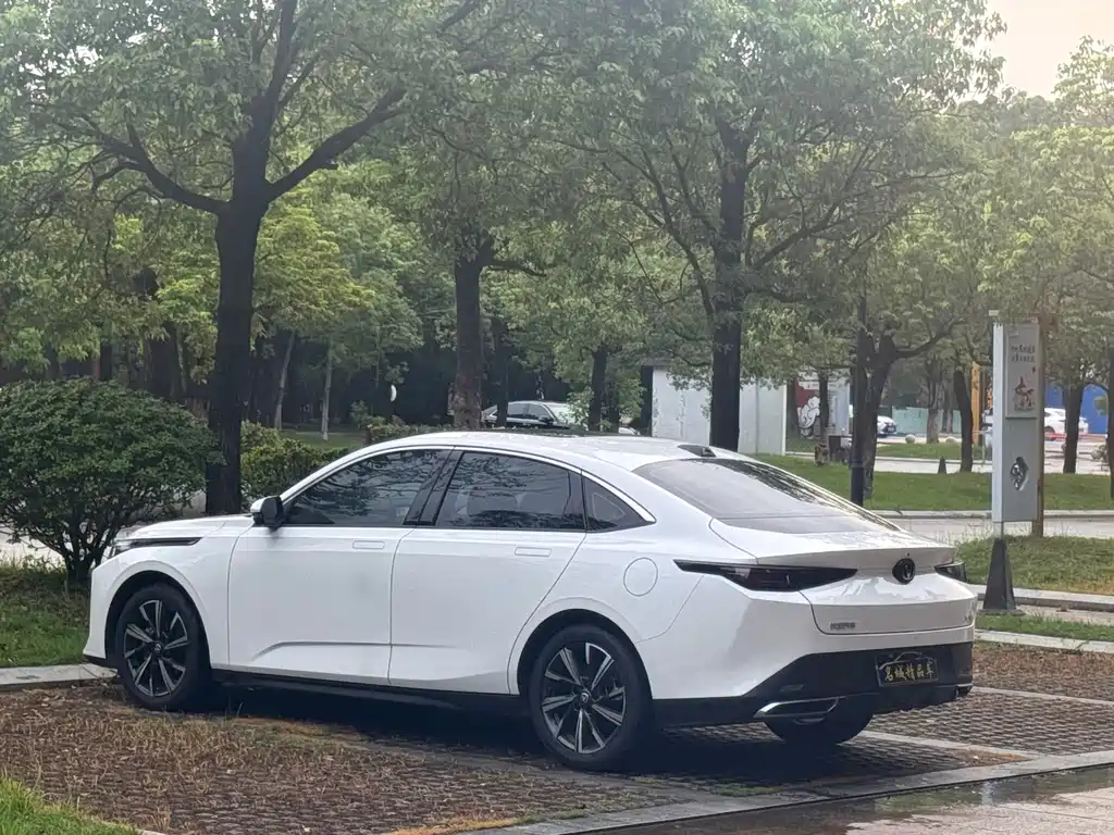 Changan Yida — миниатюра 11