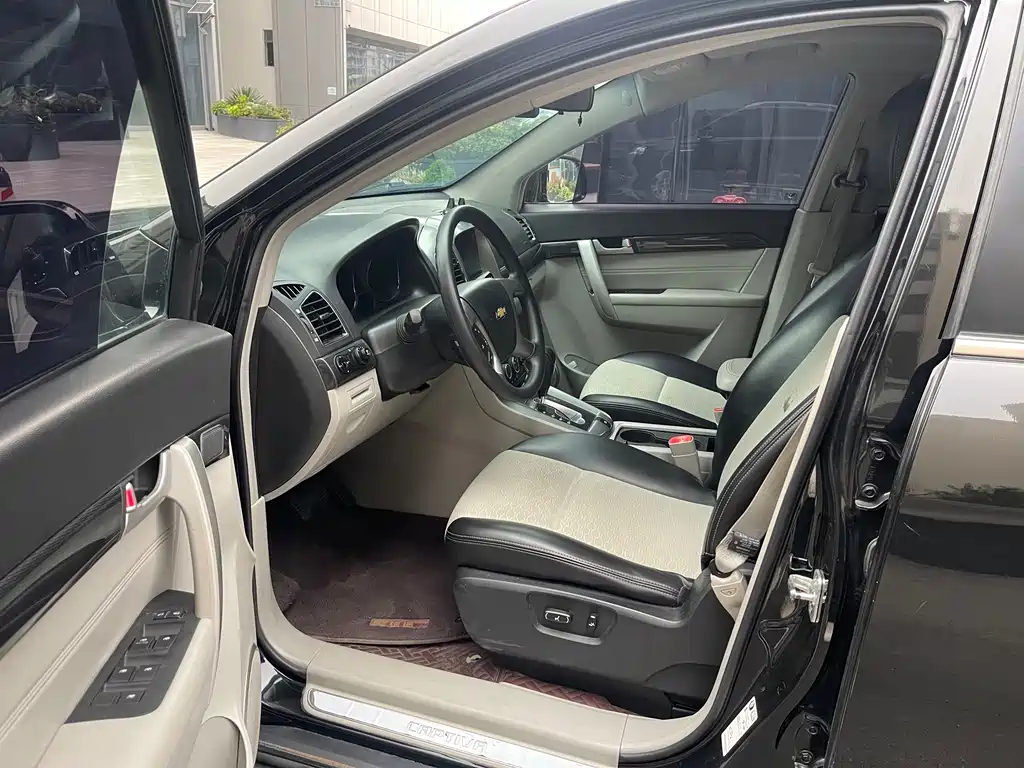 Chevrolet Captiva — миниатюра 5