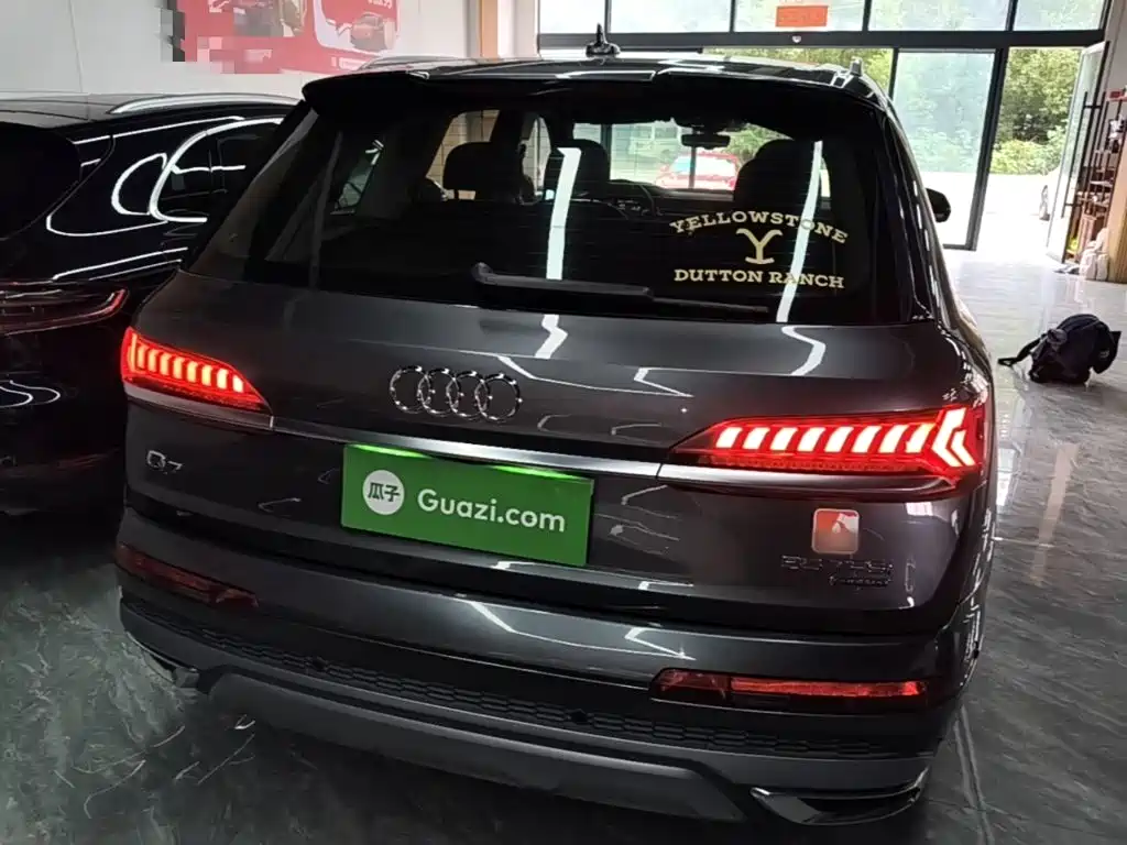 Audi Q7 — миниатюра 6