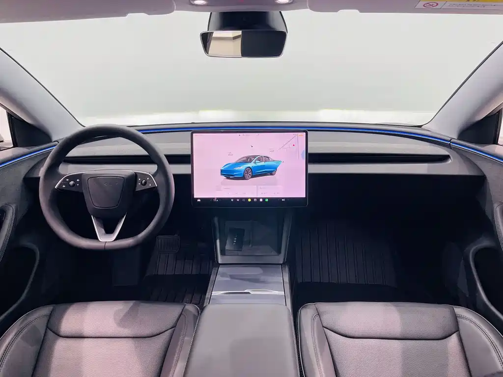 Tesla Model 3 — миниатюра 9