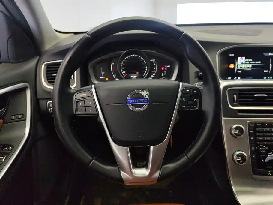 Volvo S60 — миниатюра 15