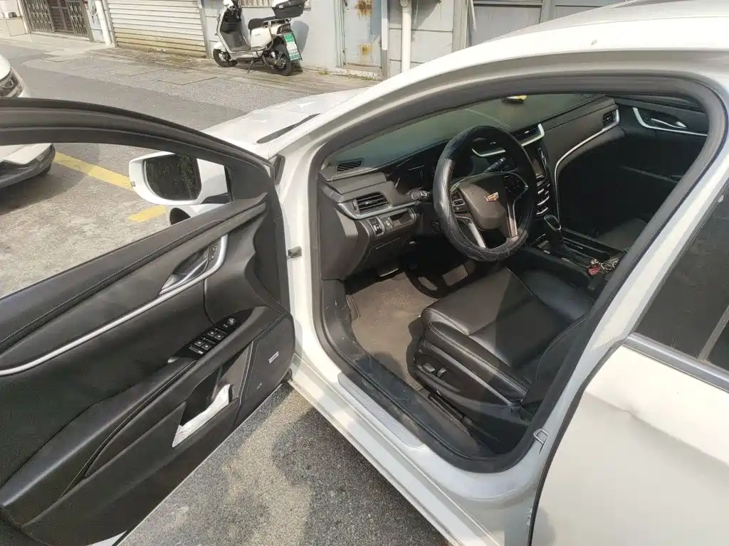 Cadillac XTS — миниатюра 14
