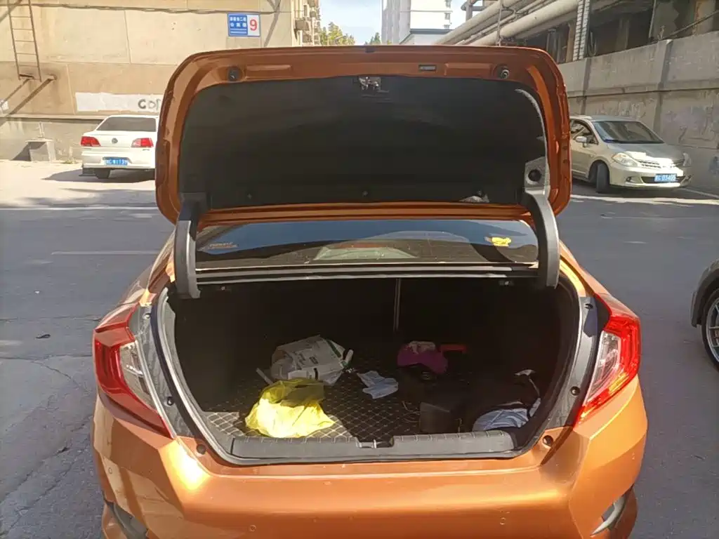 Honda Civic — миниатюра 19