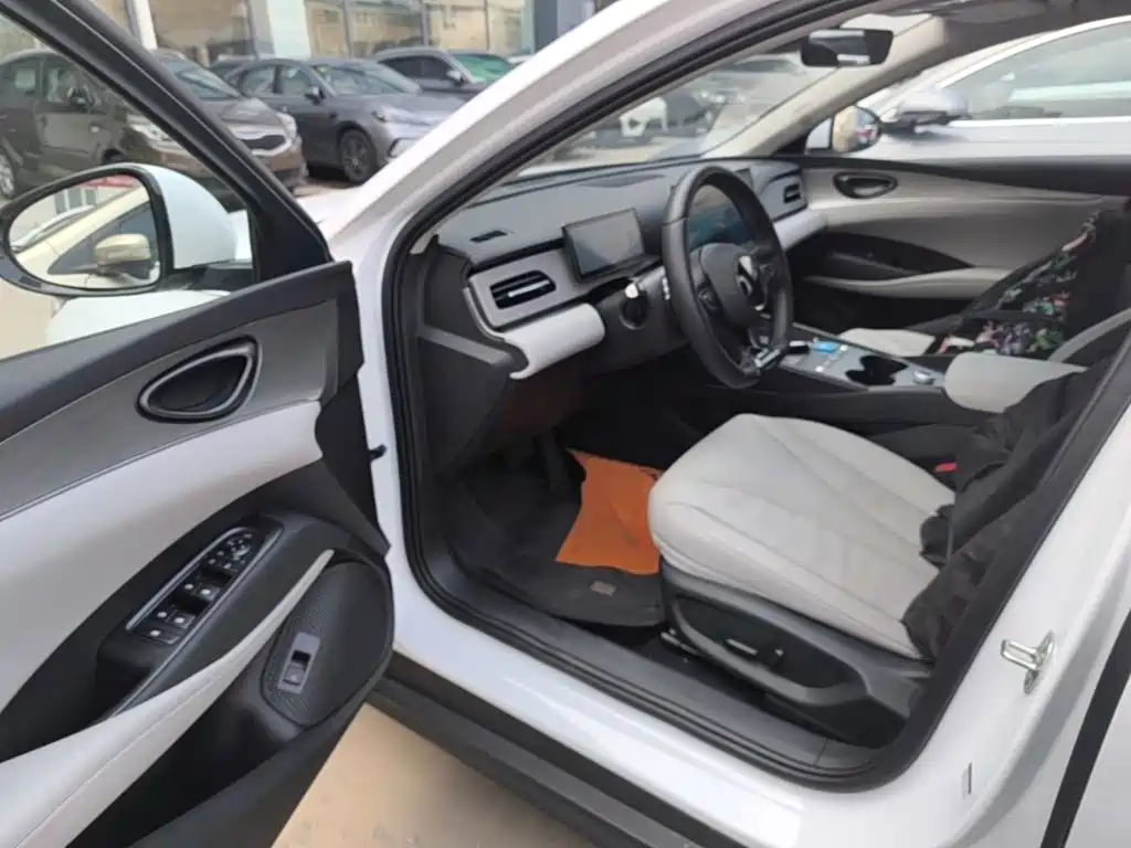 BYD Seal 06 DM-i Touring — миниатюра 16