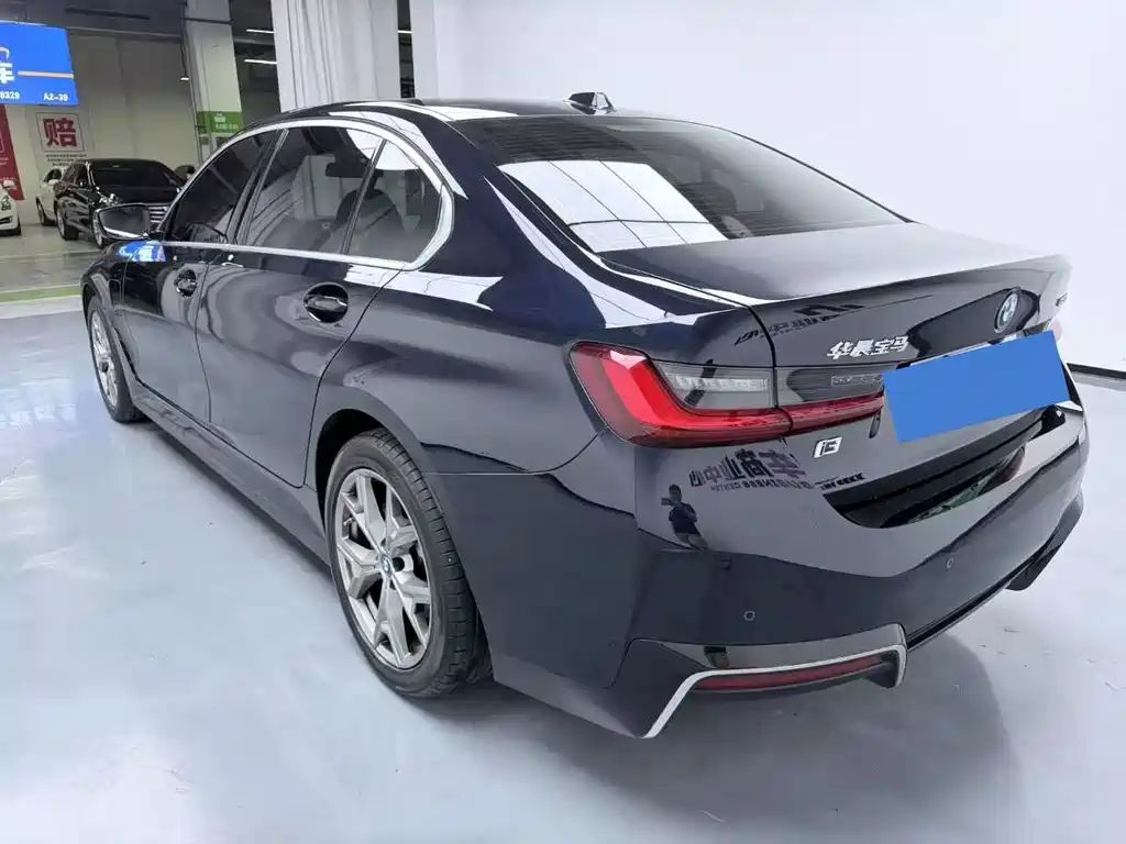 BMW i3 — миниатюра 11