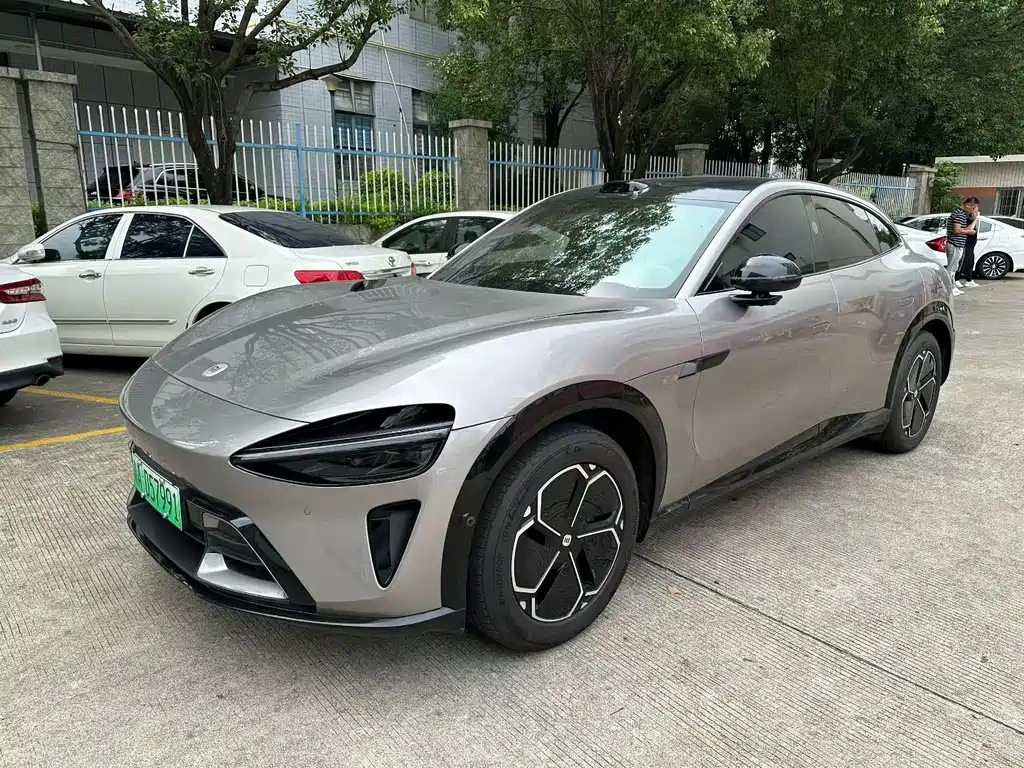 2025 xiaomi YU7 - zdjęcie 1 z 9