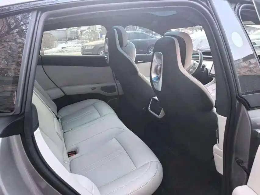 XIAOMI CAR XIAOMI YU7