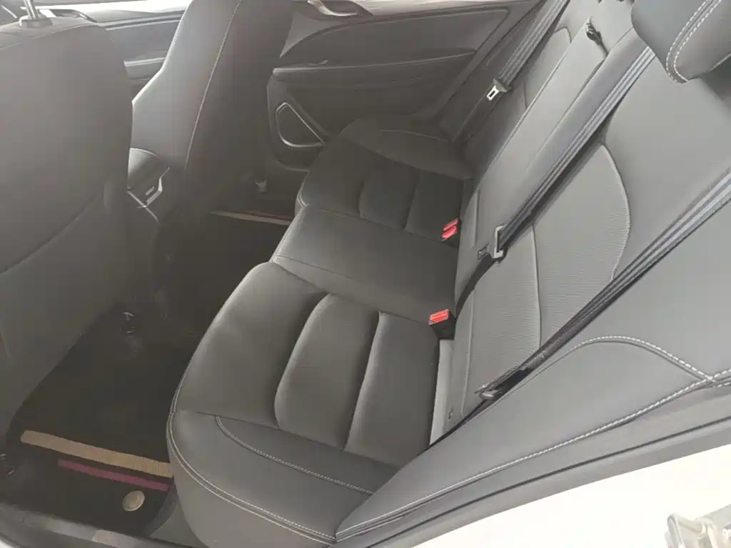 Geely Emgrand — миниатюра 17