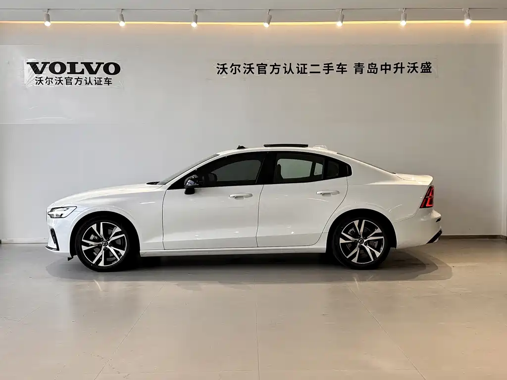 Volvo S60 — миниатюра 3
