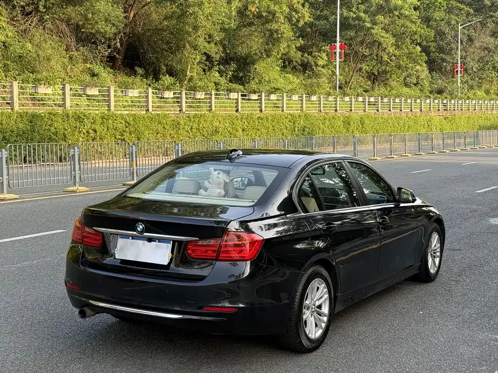 BMW 3 Series — миниатюра 7