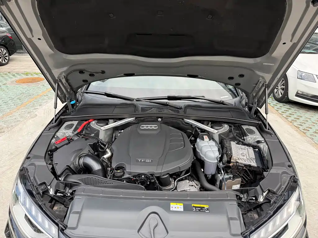 Audi A4 (Import) — миниатюра 27