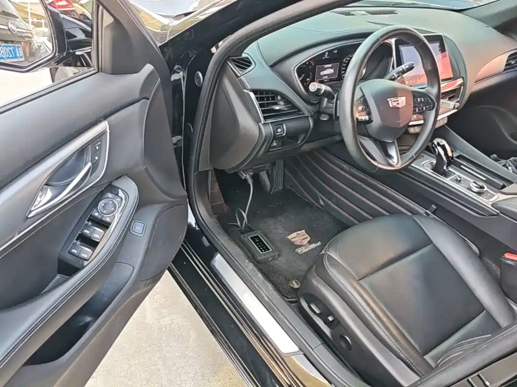 Cadillac CT5 — миниатюра 16
