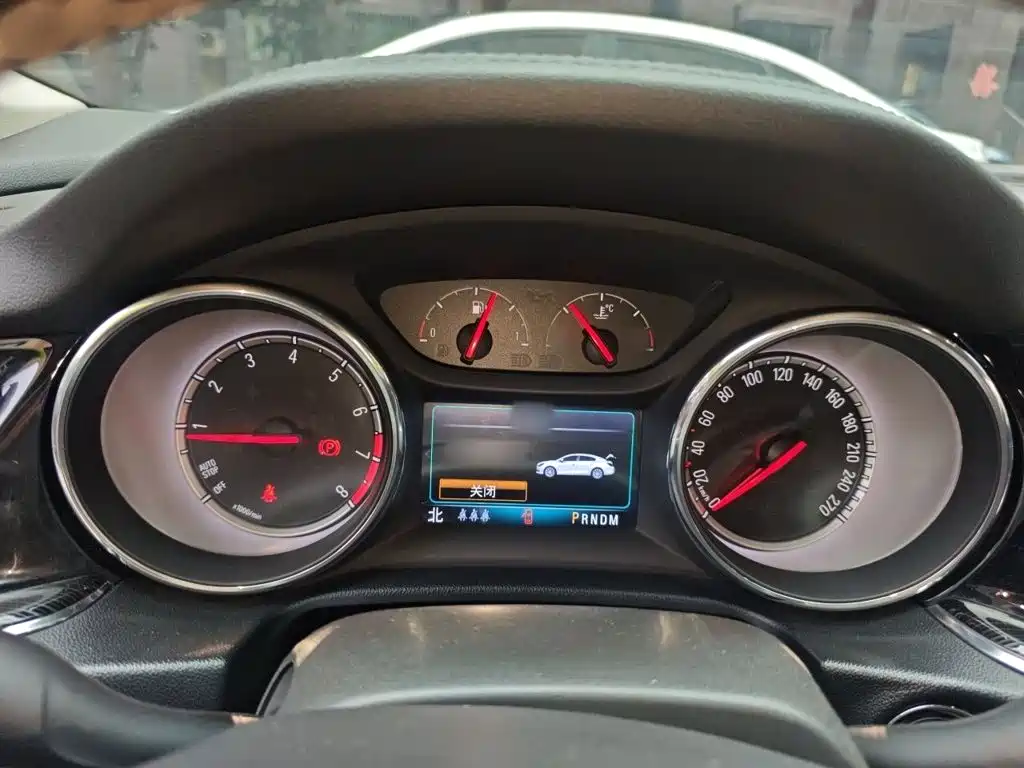 Buick Regal — миниатюра 4