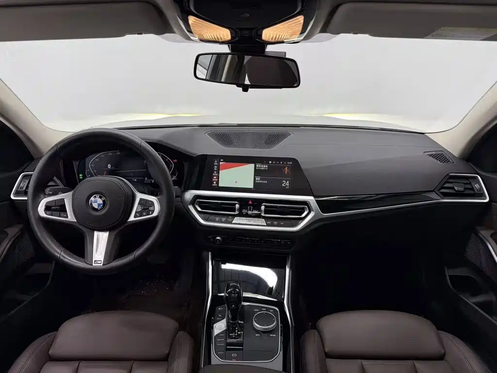 BMW 3 Series — миниатюра 13