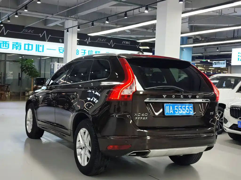 Volvo XC60 — миниатюра 10