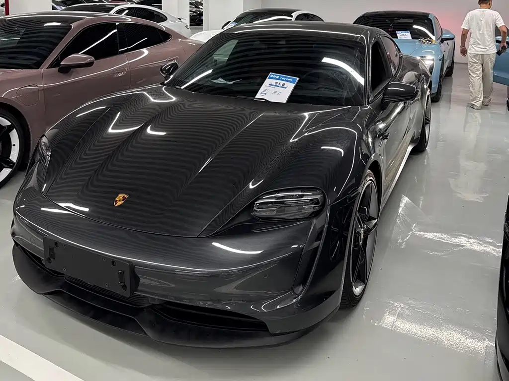 Porsche Taycan