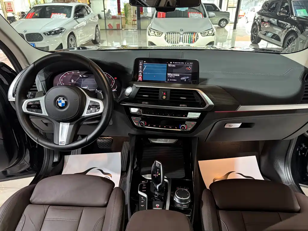 BMW X3 — миниатюра 17