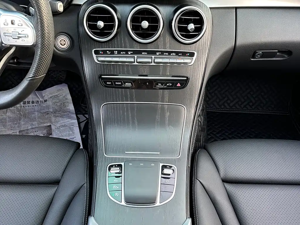 Mercedes-Benz C-Class — миниатюра 18