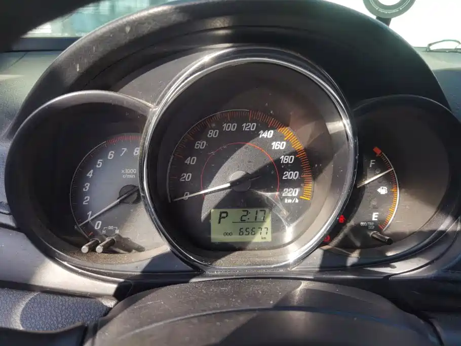 Toyota Yaris L — миниатюра 14