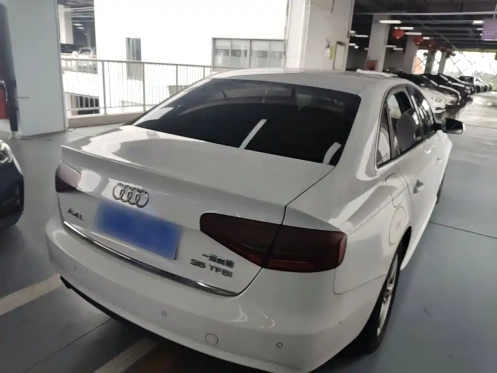 Audi A4L — миниатюра 7