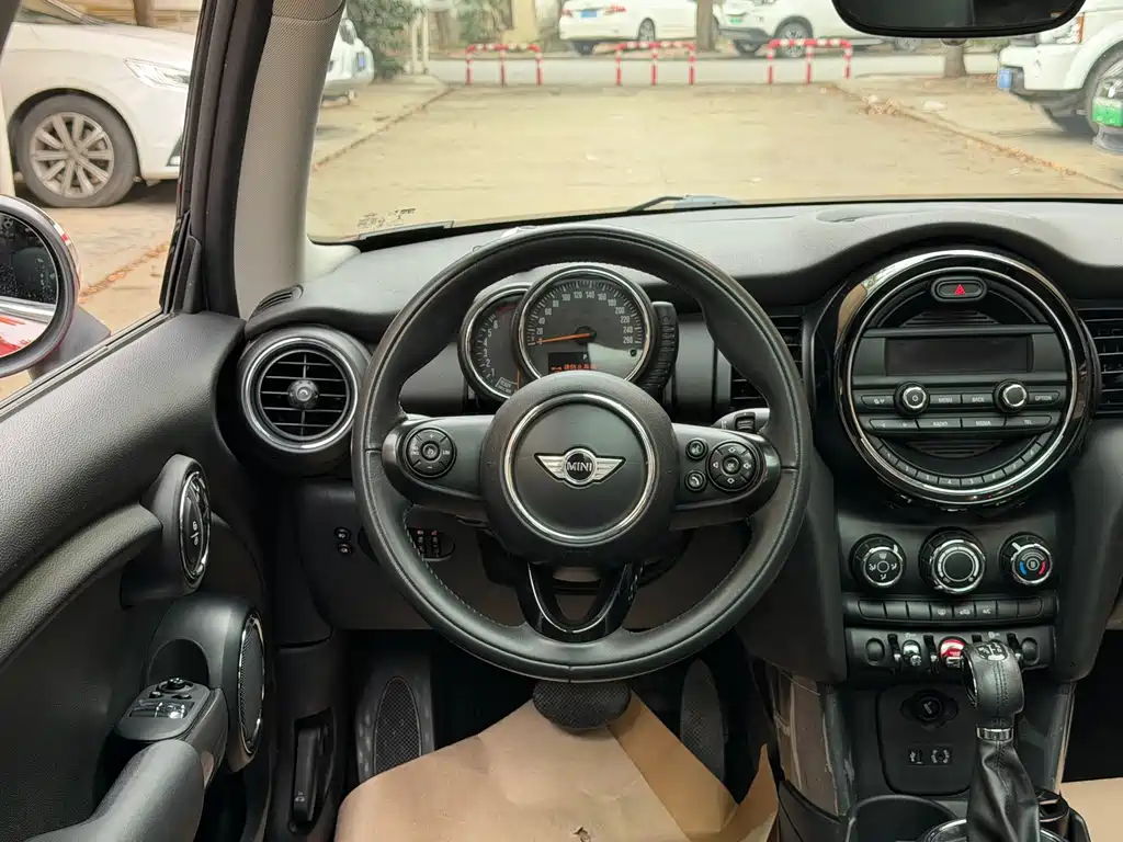 MINI Mini — миниатюра 10