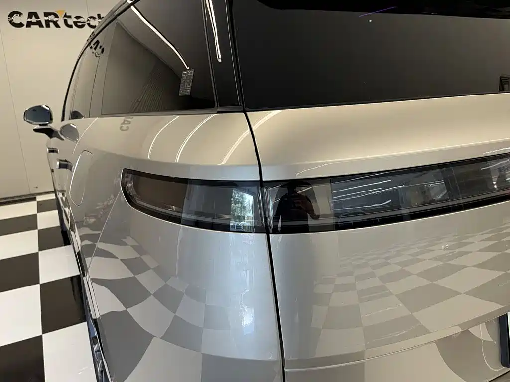 Lynk & Co 900 — миниатюра 10