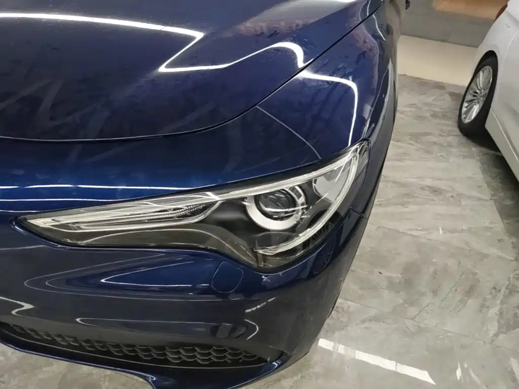 Alfa Romeo Stelvio — миниатюра 24