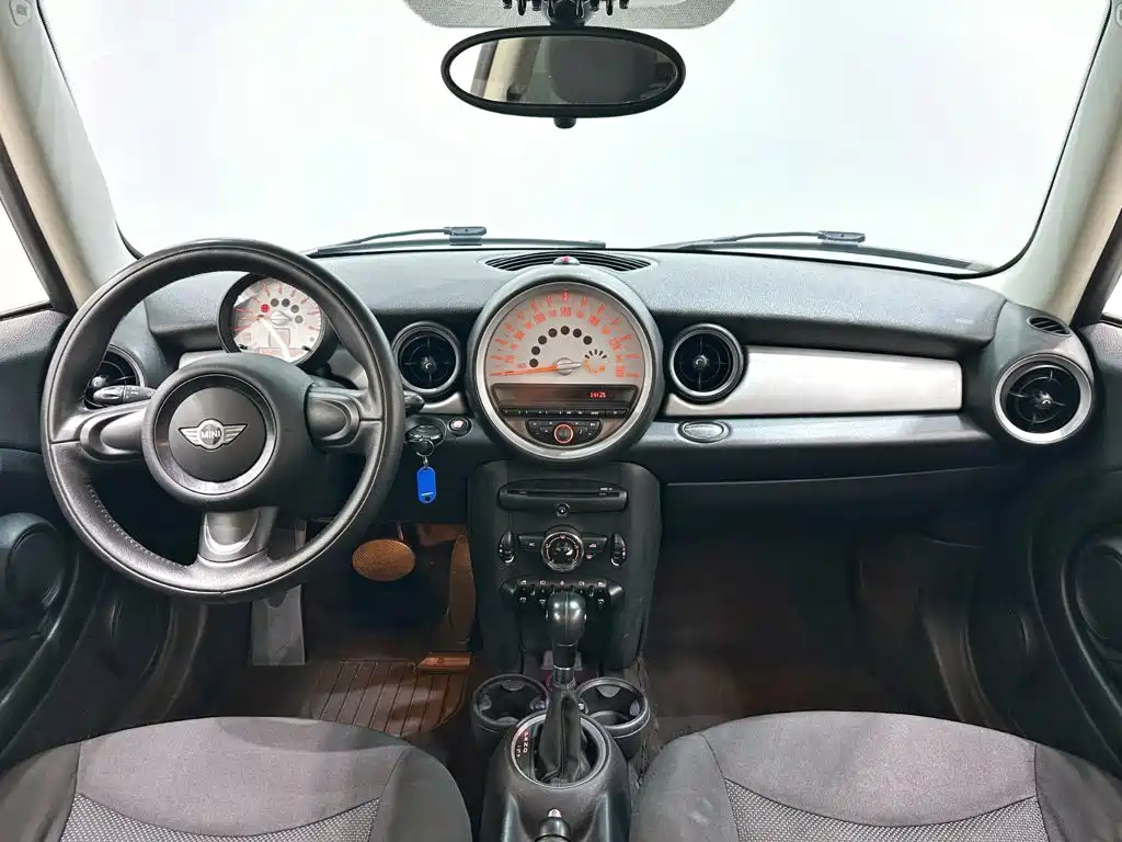 MINI Mini Clubman — миниатюра 13