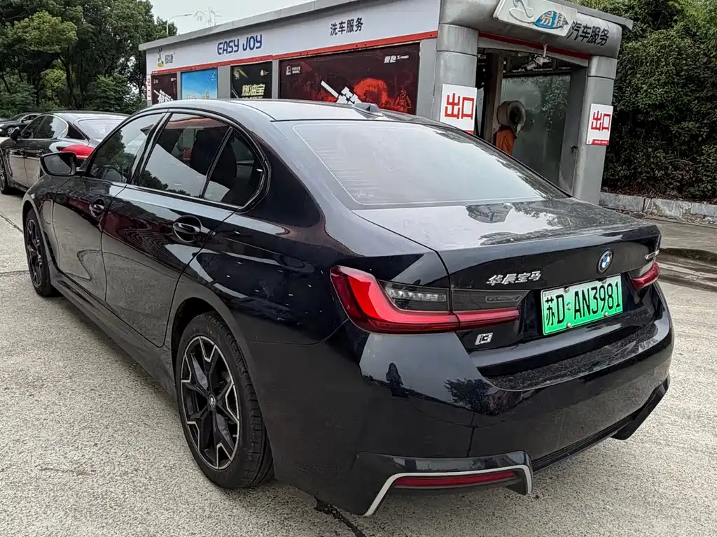 BMW i3 — миниатюра 6