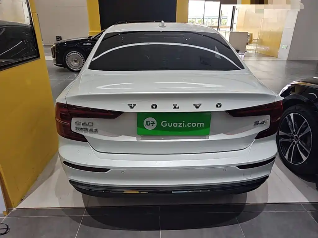 Volvo S60 — миниатюра 6