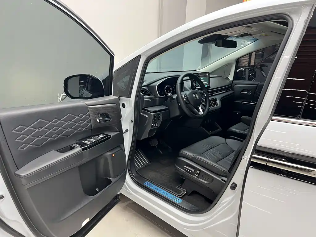 Honda Elysion — миниатюра 9