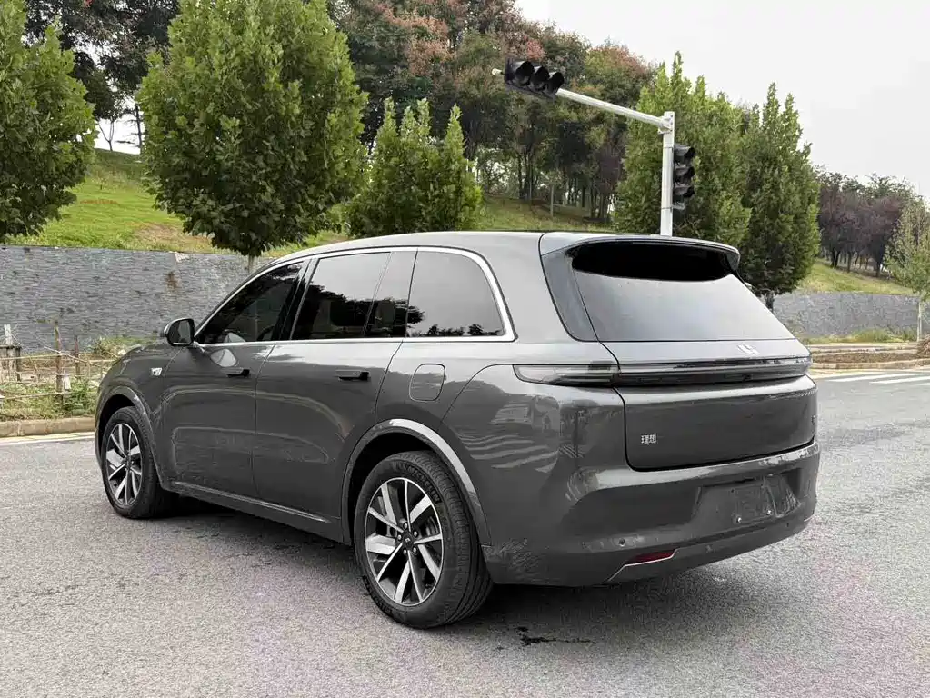 Li Auto Li L8 — миниатюра 7