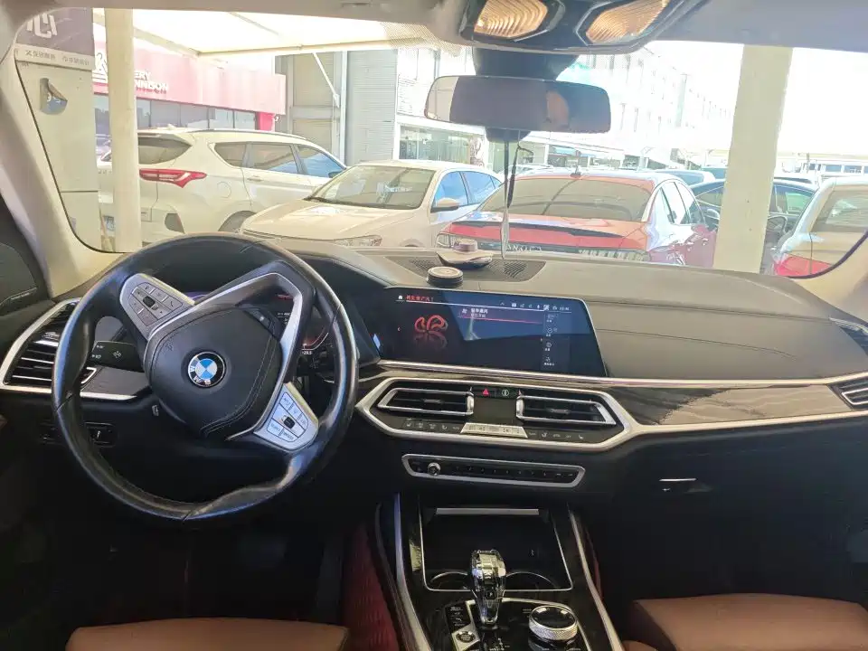 BMW X7 — миниатюра 3