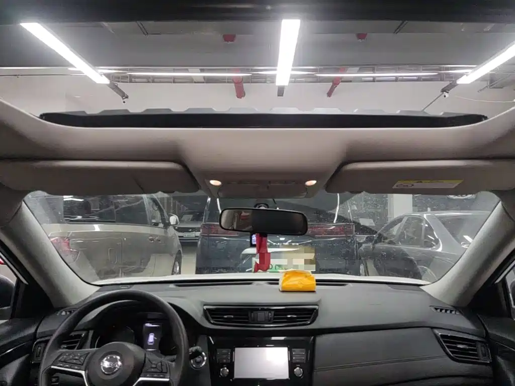 Nissan X-Trail — миниатюра 18
