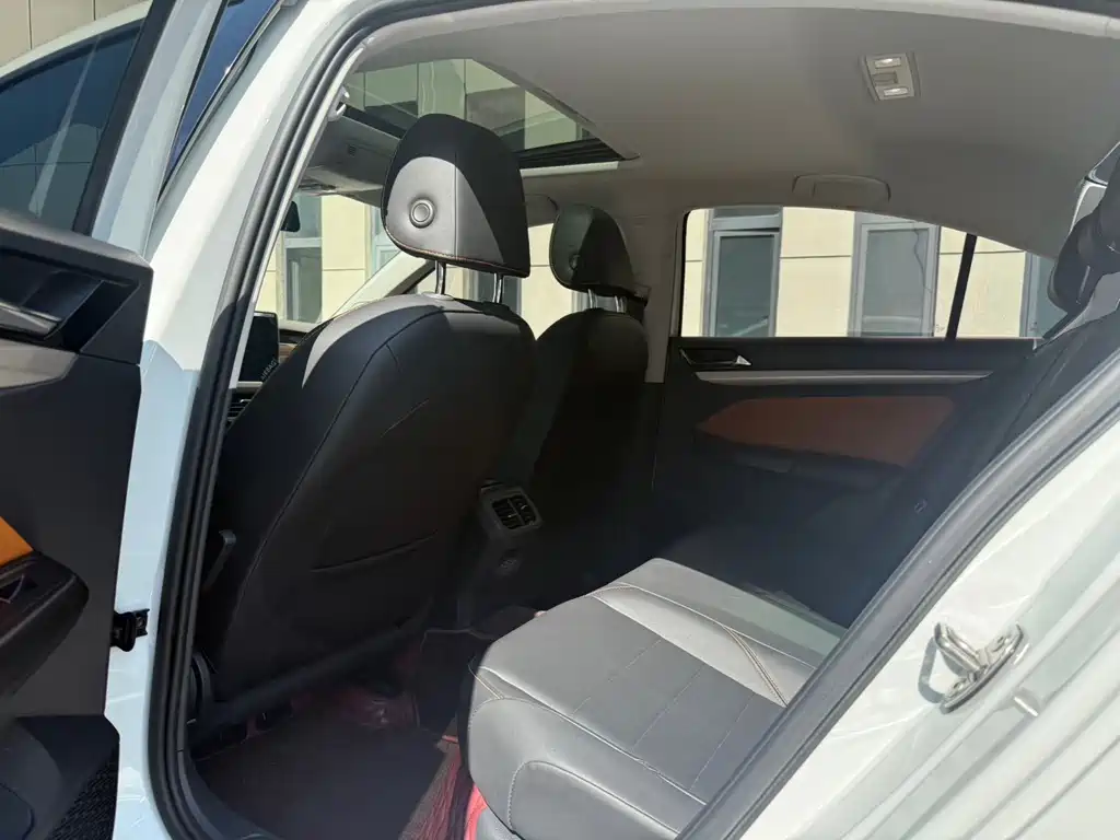 Volkswagen Bora — миниатюра 10