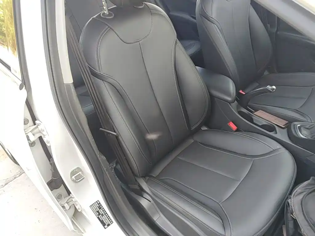 Buick Excelle — миниатюра 25