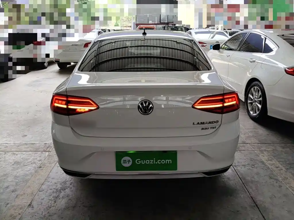 Volkswagen Lamando 2019 230TSI DSG VI