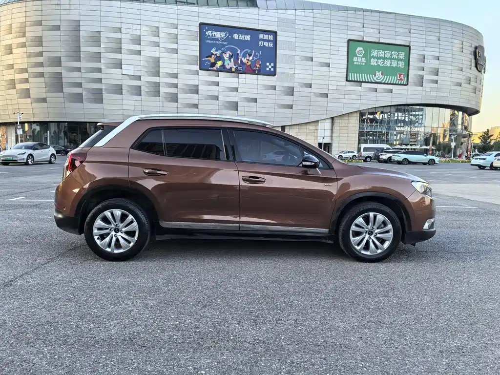 DS 6 2016 1.8T Luxury THP200