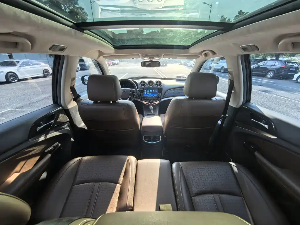 BYD S7 — миниатюра 10