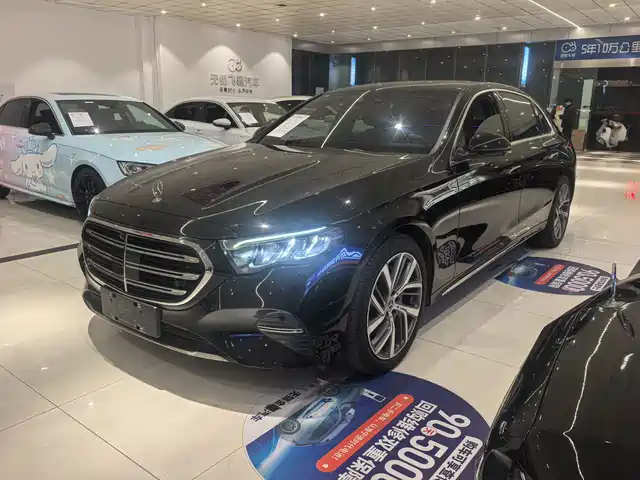 MERCEDES-BENZ E CLASS