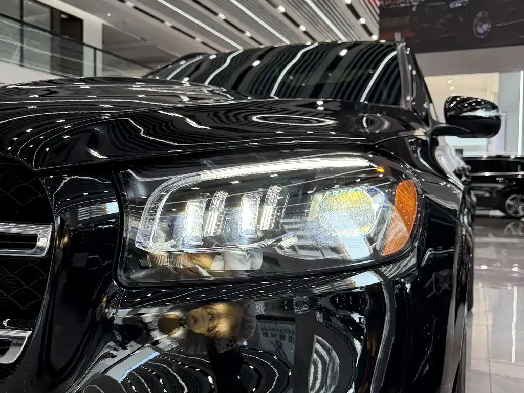 Mercedes-Benz GLS — миниатюра 4