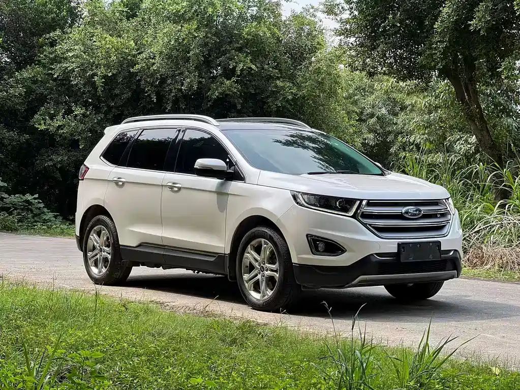 Ford Edge — миниатюра 3