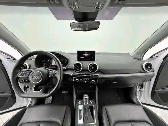 Audi Q2L — миниатюра 9