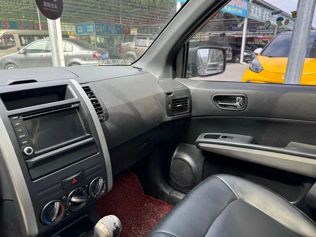 Nissan X-Trail 2012 2.0L CVT Comfort 4WD