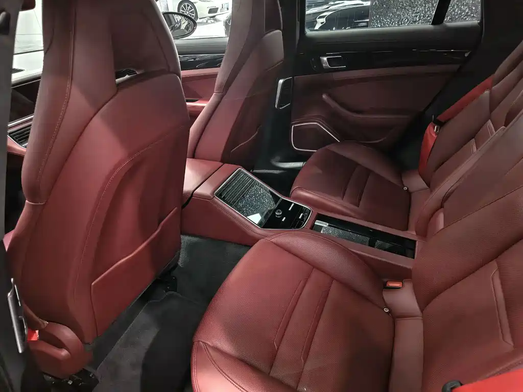Porsche Panamera — миниатюра 7