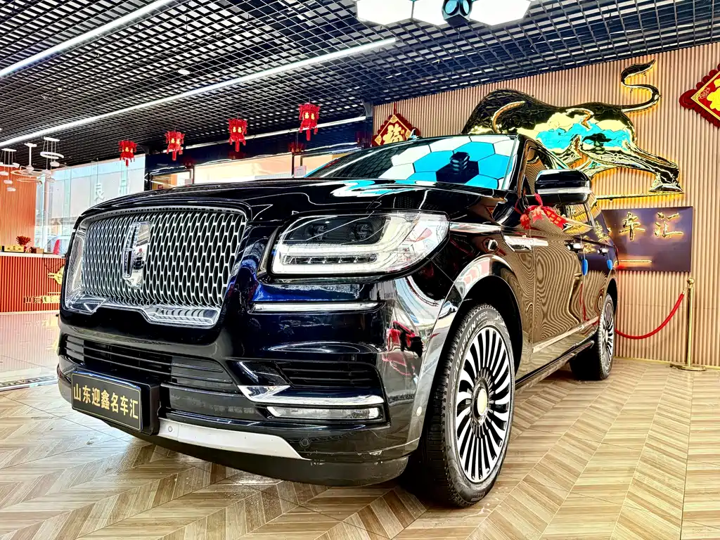 Lincoln Navigator — миниатюра 4