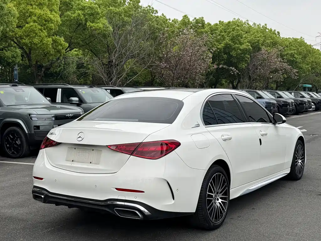 Mercedes-Benz C-Class — миниатюра 18