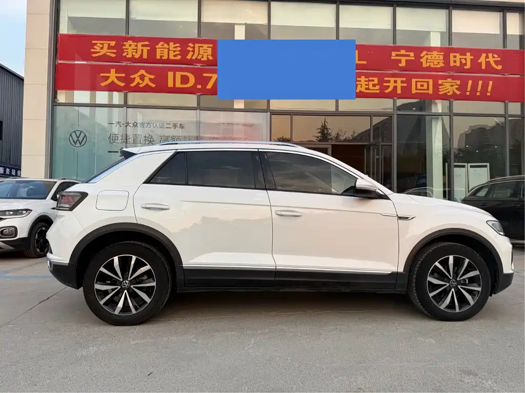 Volkswagen T-Roc — миниатюра 14